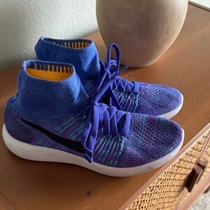 Nike Womens Lunarepic Flyknit Hightop Shoes Purple White Black